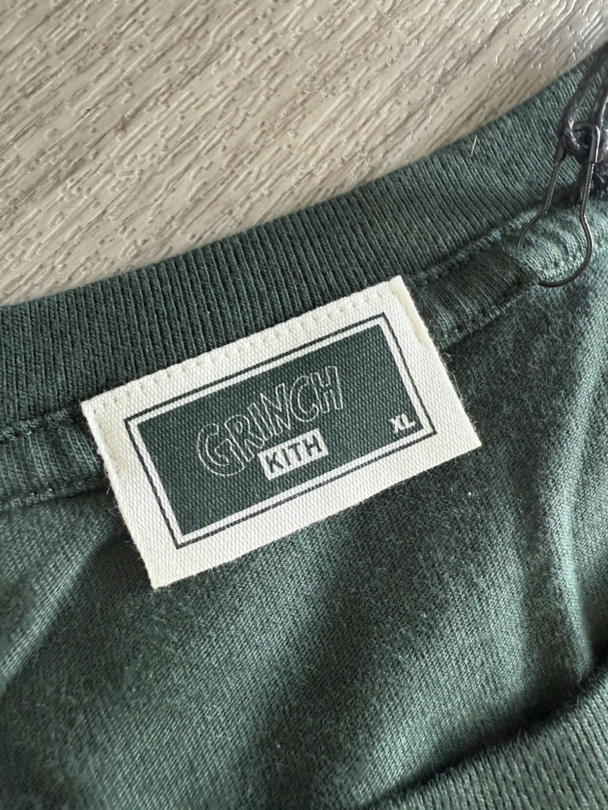 Kith Kith Grinch Tee Size US XL / EU 56 / 4 - 4 Thumbnail