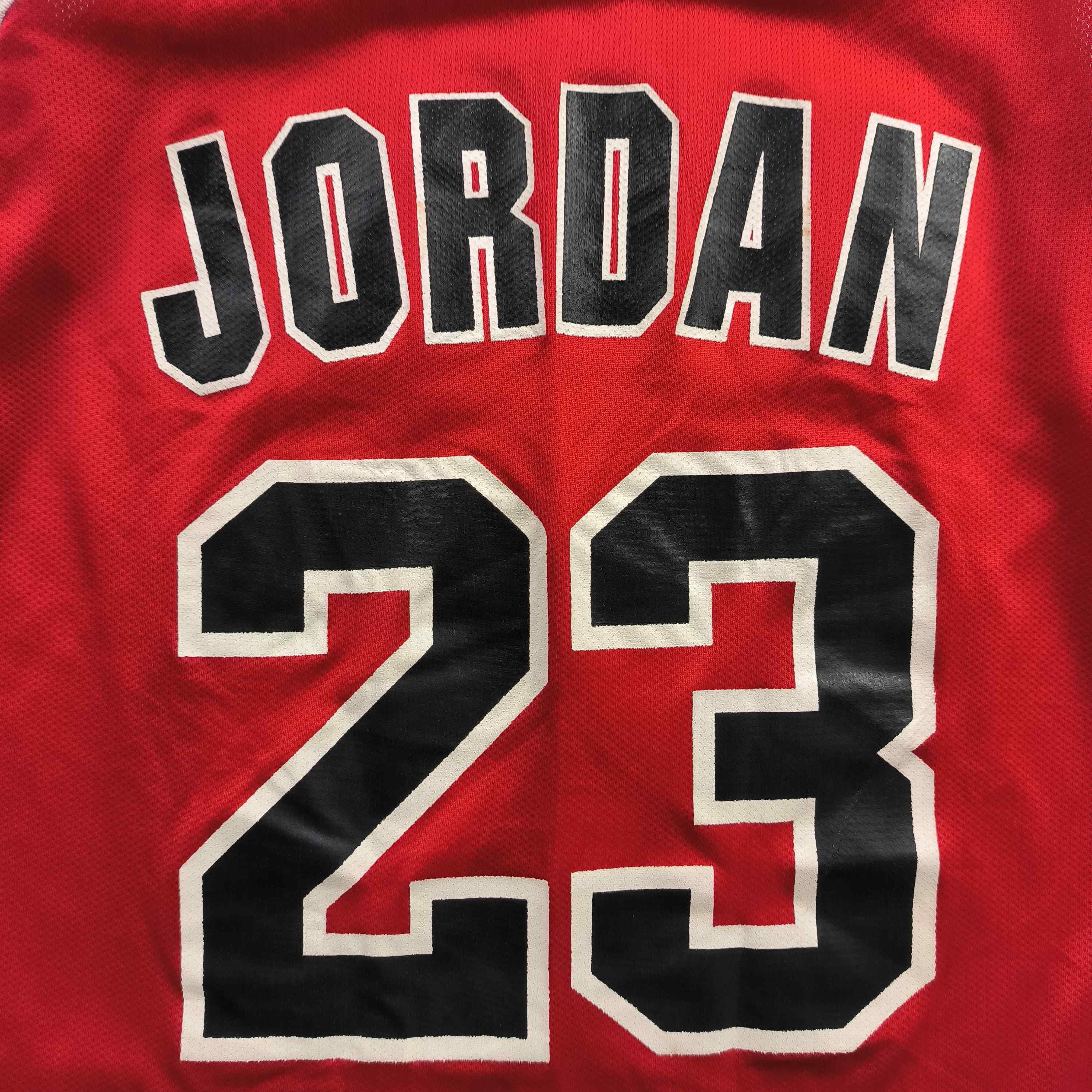Champion Chicago Bulls Michael Jordan Champion NBA jersey size 36 Size US S / EU 44-46 / 1 - 7 Thumbnail