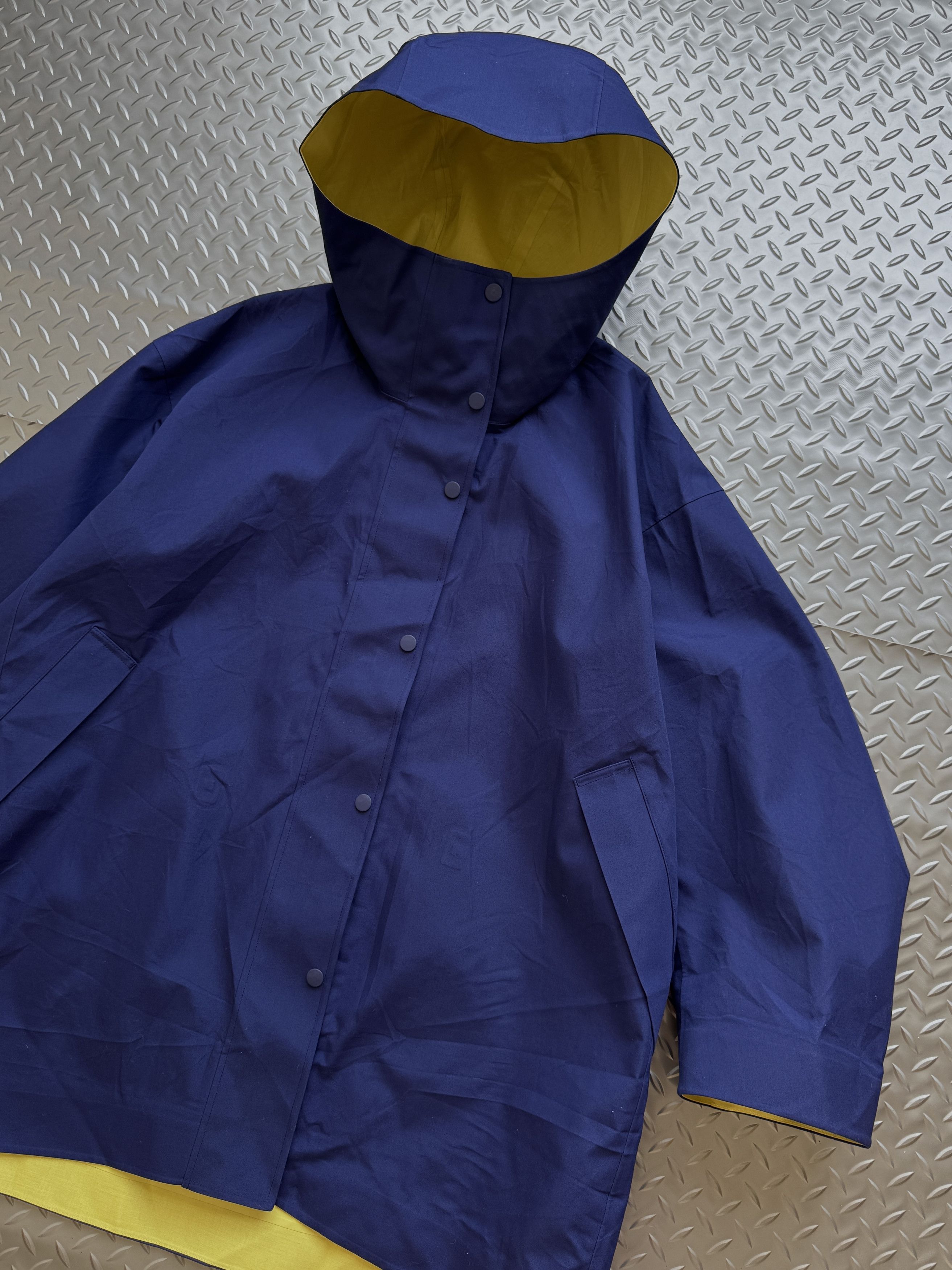 Marni × Uniqlo Marni X Uniqlo Rain Coat Jacket Hooded Design Size US L / EU 52-54 / 3 - 2 Thumbnail