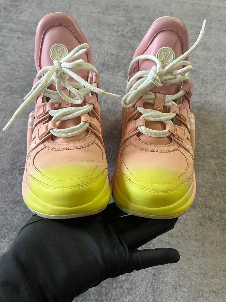Louis Vuitton Louis Vuitton size 36.5 Pink gradient logo dad shoes Size US 5 / EU 37 - 5 Thumbnail