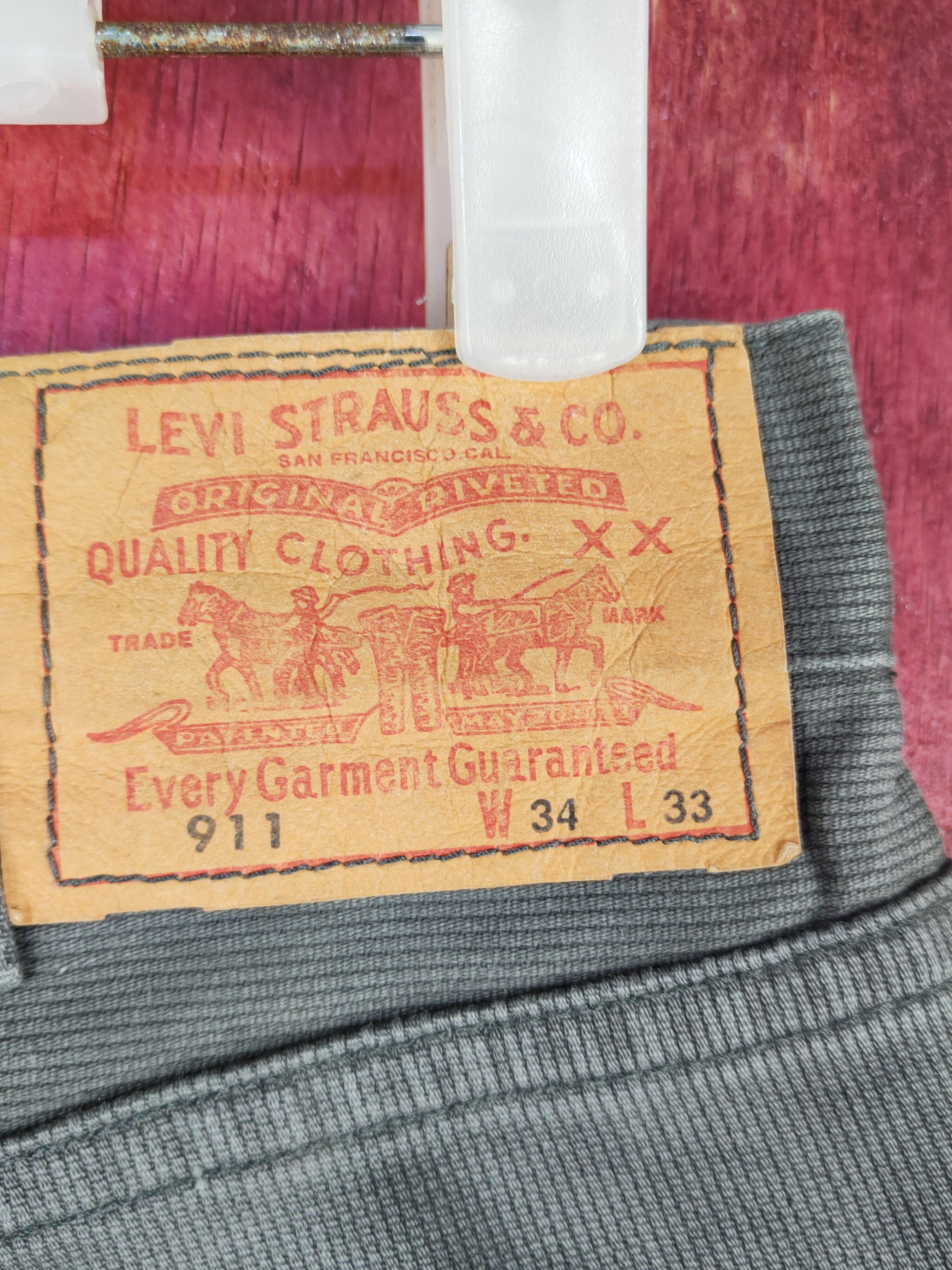 Levi's 911 Levi's Big E Dark Gray corduroy vintage Pants #S1872 Size US 33 - 7 Thumbnail