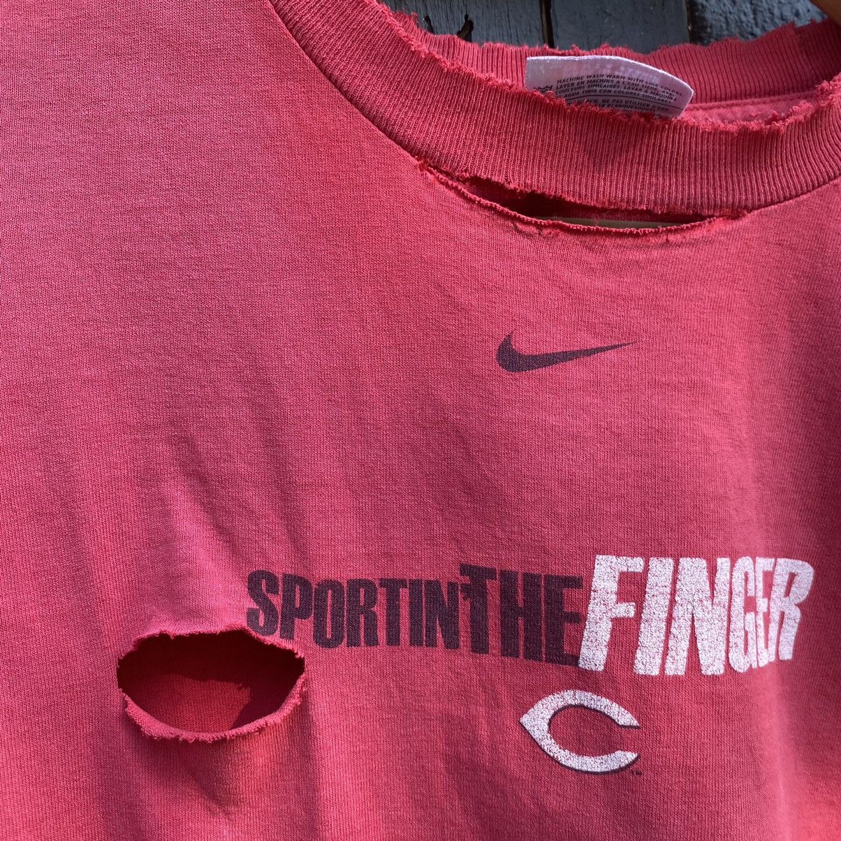 Nike Thrashed Faded Vintage Y2K Nike Cincinnati ERD GRUNGE TEE Size US L / EU 52-54 / 3 - 11 Thumbnail
