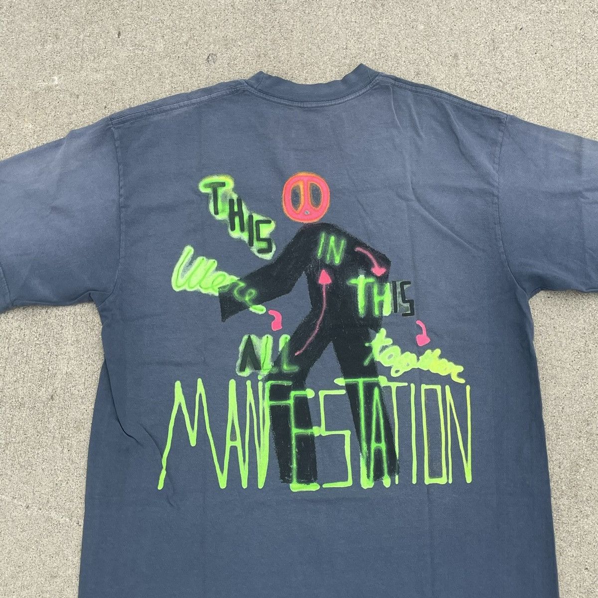 Travis Scott New Rare Travis Scott 2019 Festival Manifestation Tshirt szM Size US M / EU 48-50 / 2 - 7 Thumbnail