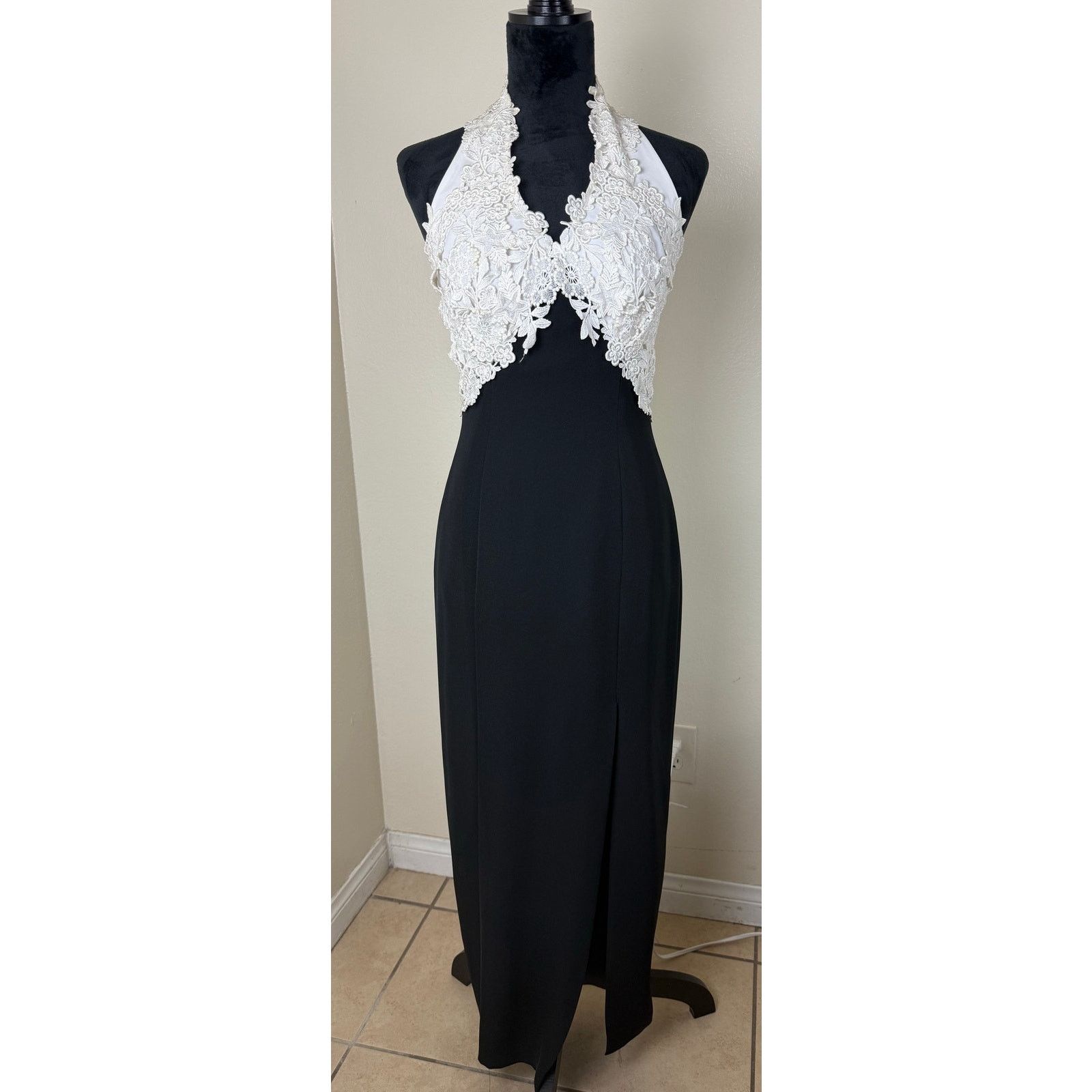 Casadei Eletra Casadei Vintage Dress - Size 4 - Great Condition Size S / US 4 / IT 40 - 1 Thumbnail