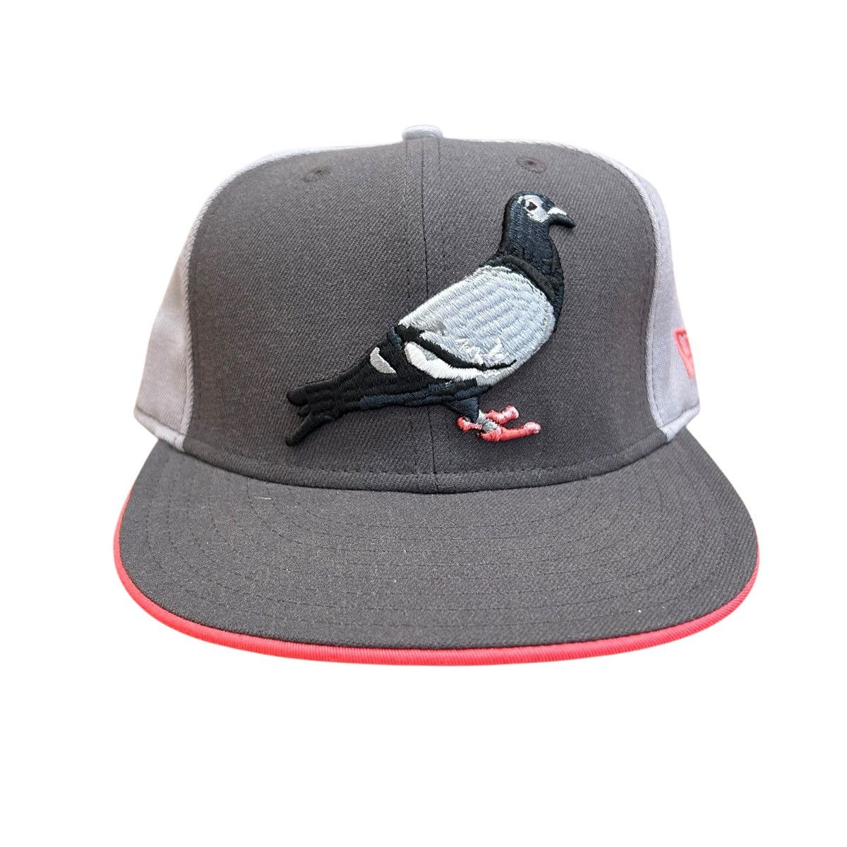 Other Jeff Staples Pigeon Grey Pink Hat Size ONE SIZE - 1 Thumbnail
