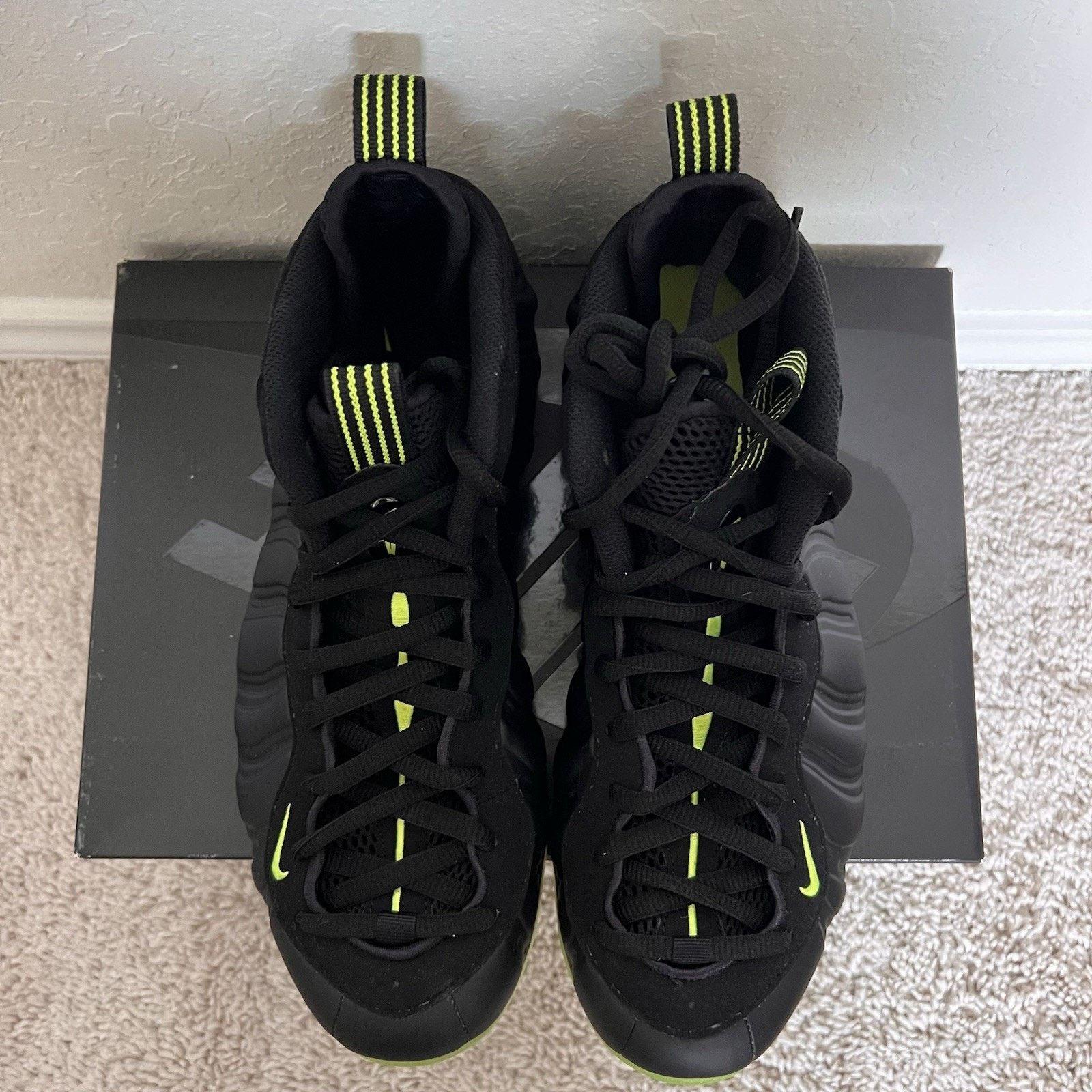 Nike Nike Air Foamposite One Black Volt Penny Hardaway Size 10 Size US 10 / EU 43 - 4 Thumbnail