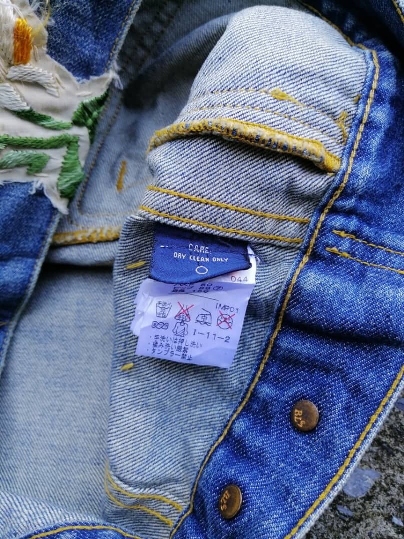 Ralph Lauren Ralph Lauren Flowers Patch Distressed Denim Jacket Size XS / US 0-2 / IT 36-38 - 5 Thumbnail