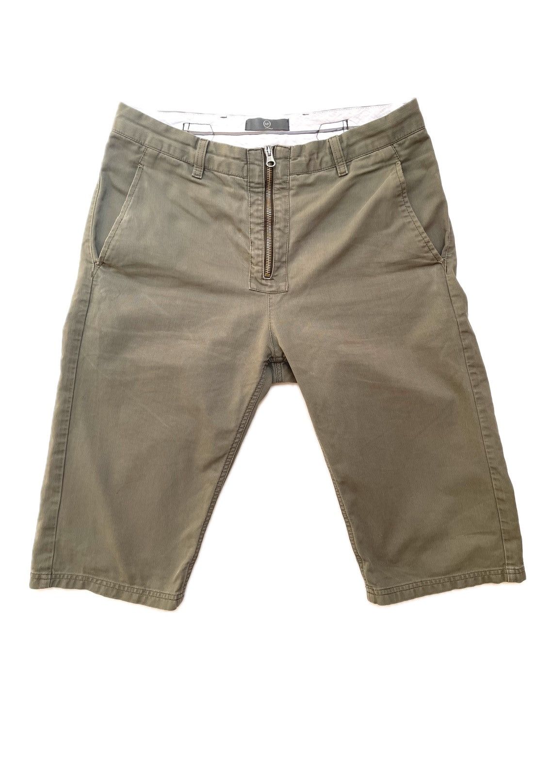 Alexander McQueen Alexander McQueen khaki shorts Size US 29 - 1 Thumbnail