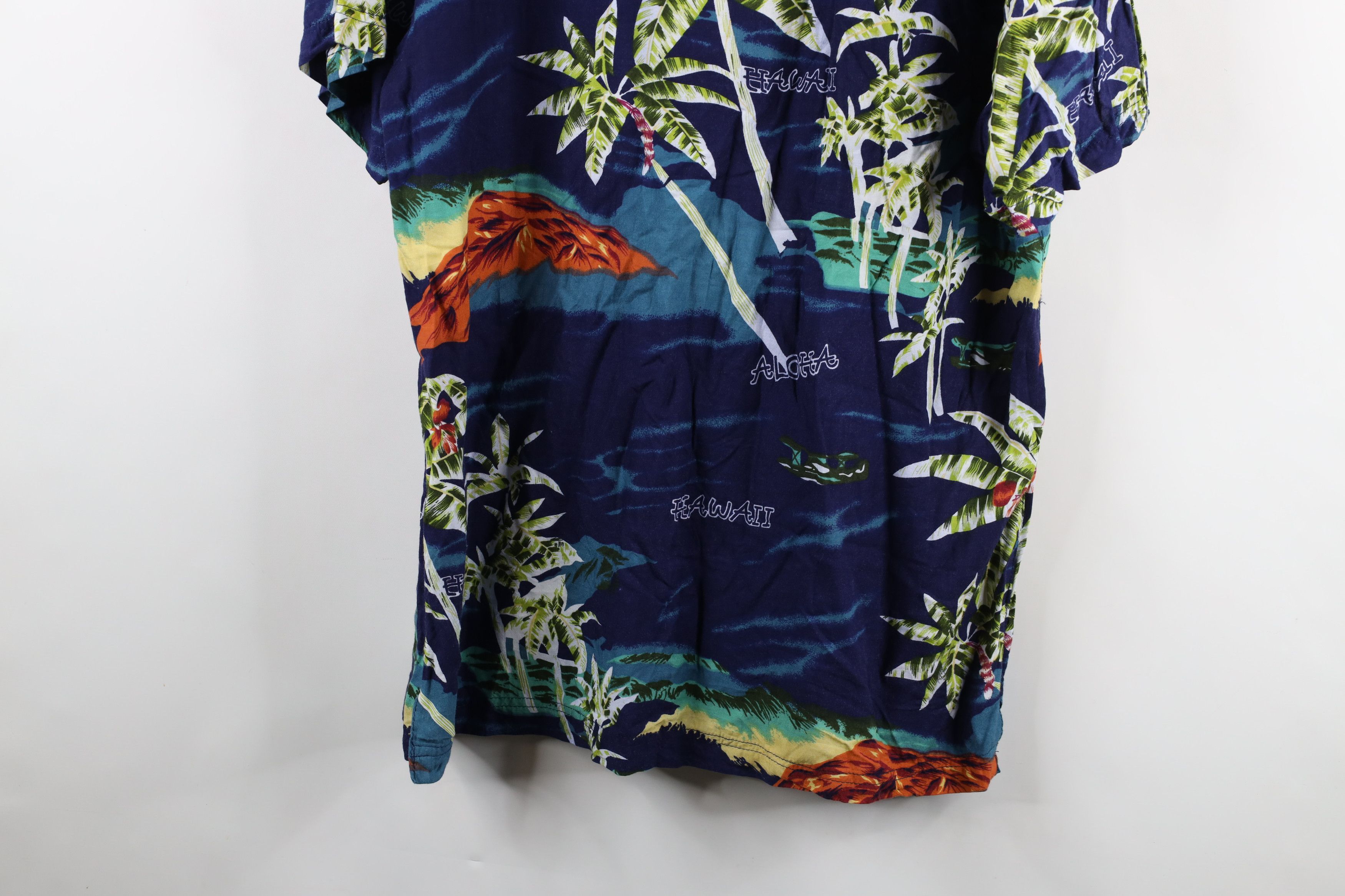 Vintage Vintage 90s Streetwear Rayon Hawaiian Airplane Button Shirt Size US L / EU 52-54 / 3 - 9 Thumbnail
