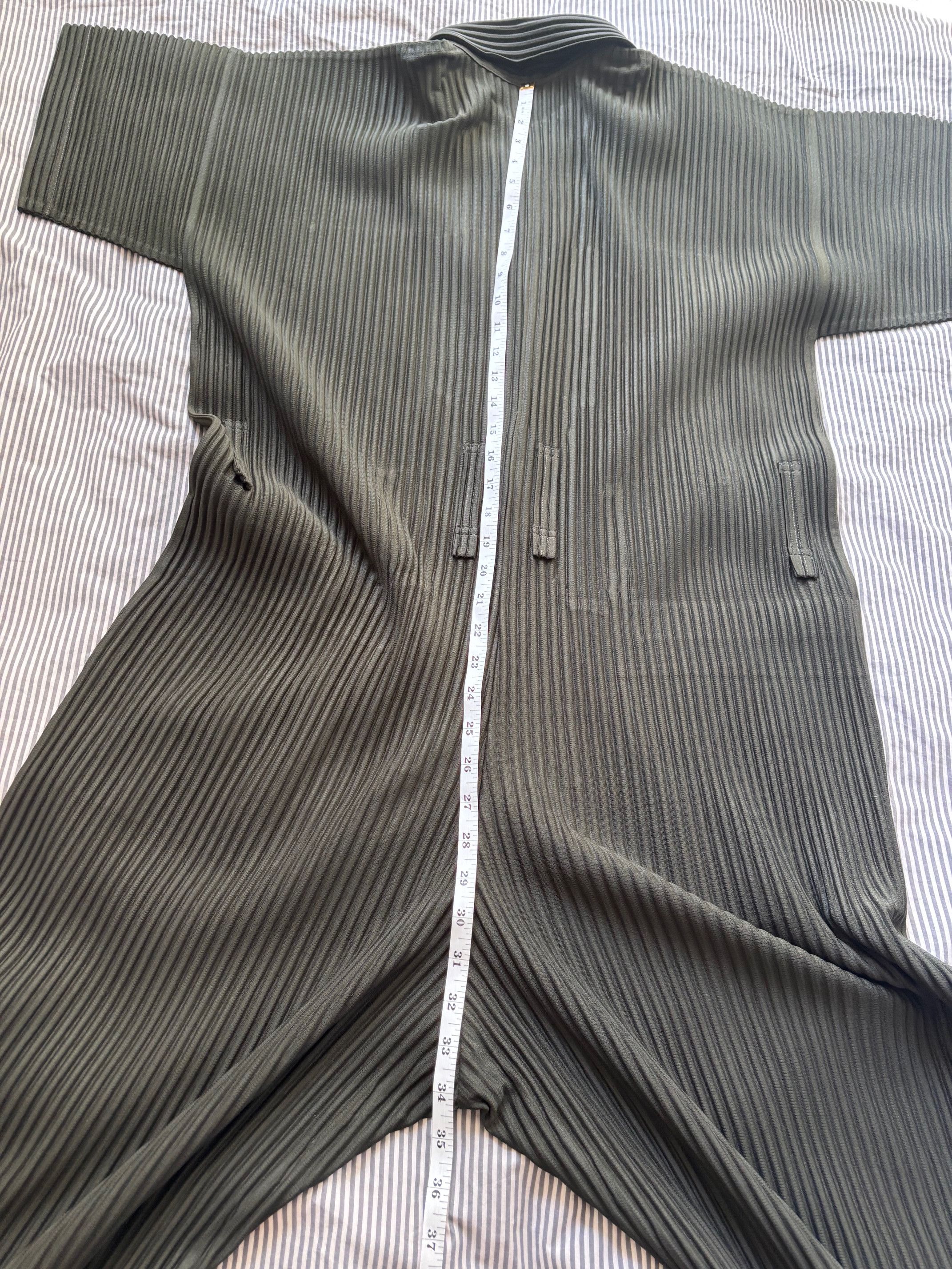 Homme Plisse Issey Miyake Homme Plisse Issey Miyake Dark Green Jumpsuit in size 1 Size US 32 / EU 48 - 5 Thumbnail