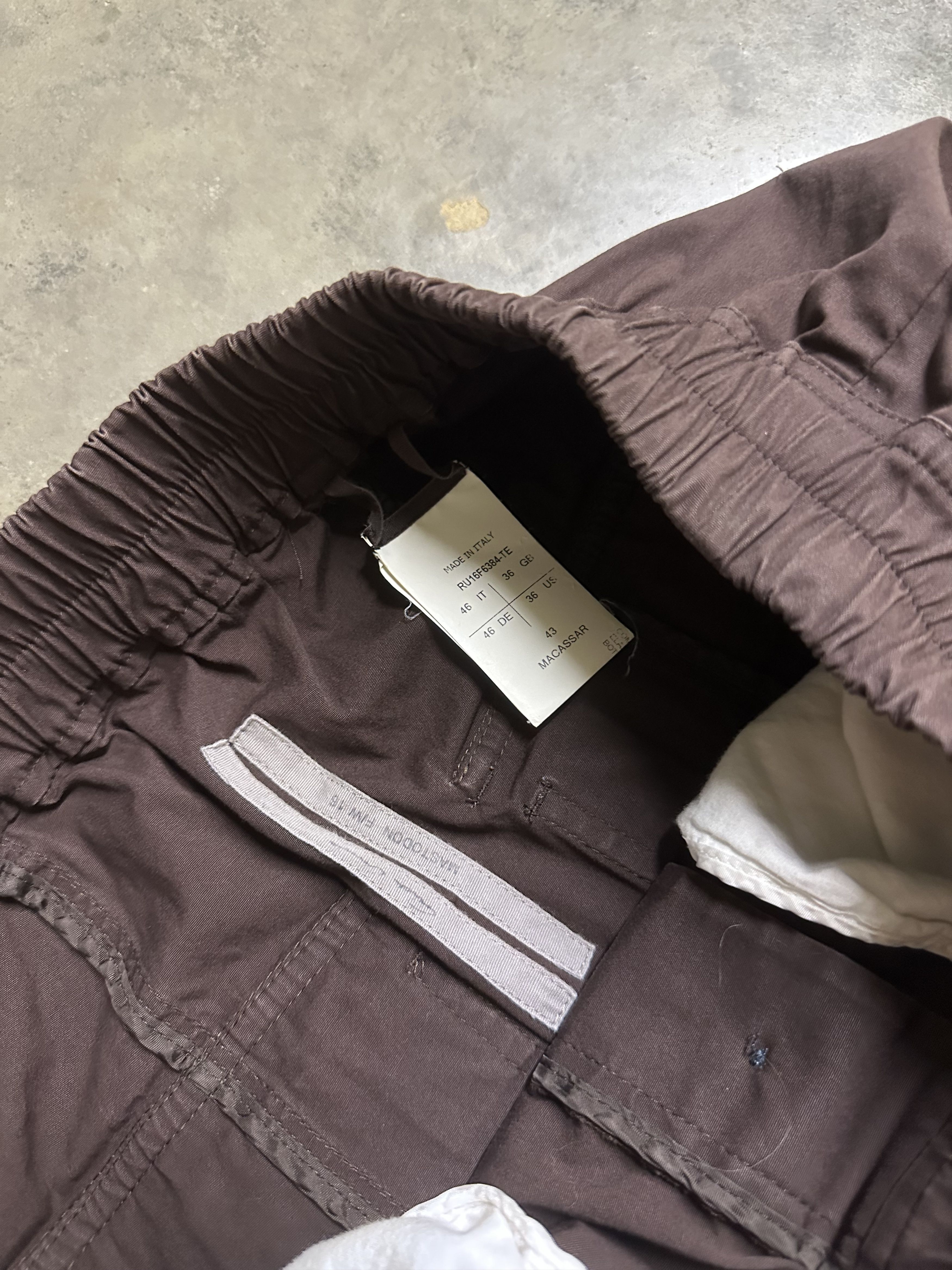 Rick Owens Rick Owens 'Mastodon' Dropcrotch Pod Shorts Size US 30 / EU 46 - 4 Thumbnail