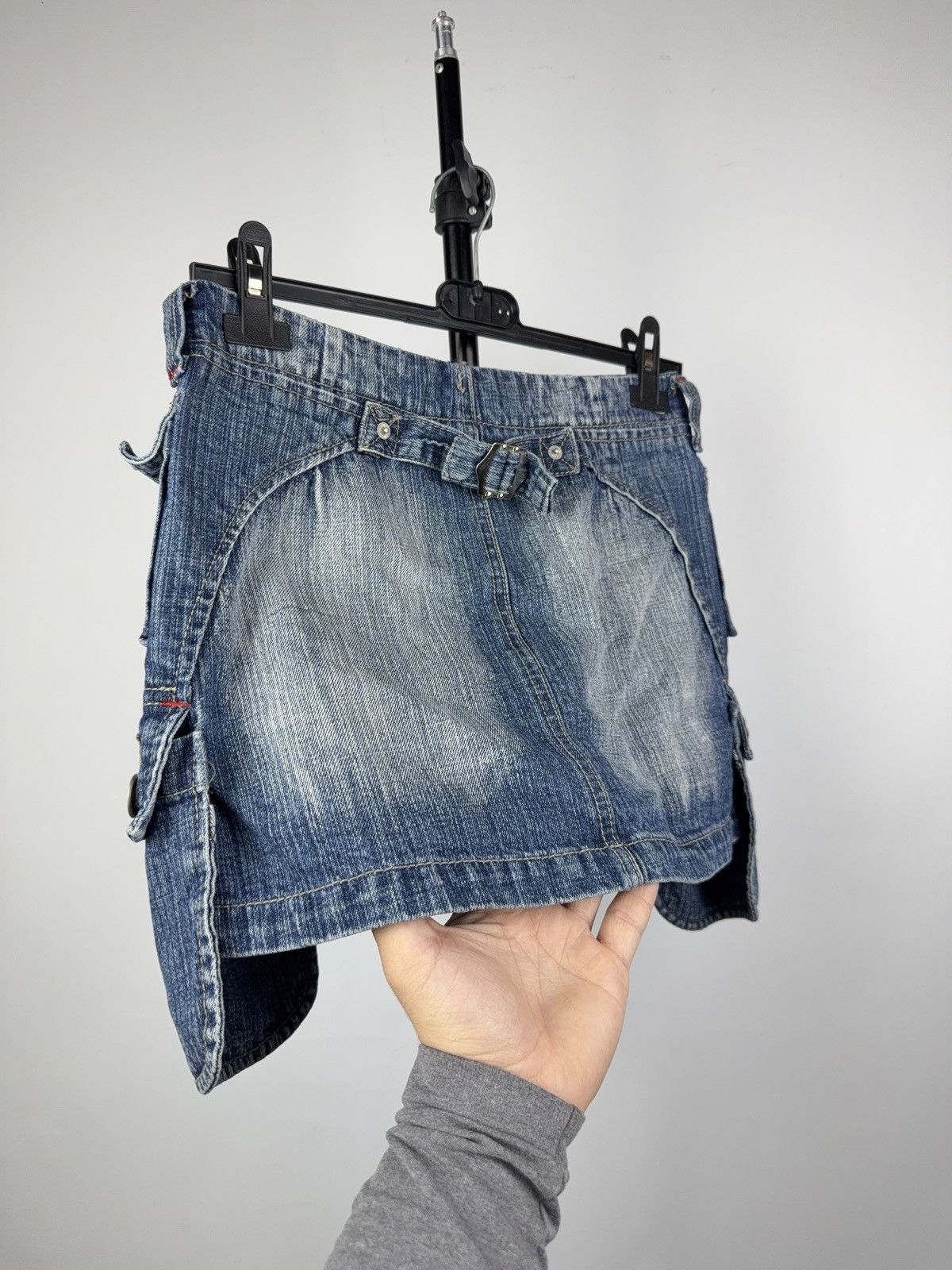 Japanese Brand 00s Y2K 5PM Distressed Cargo Denim Mini Skirt Grunge Style Size 26" / US 2 / IT 38 - 6 Thumbnail