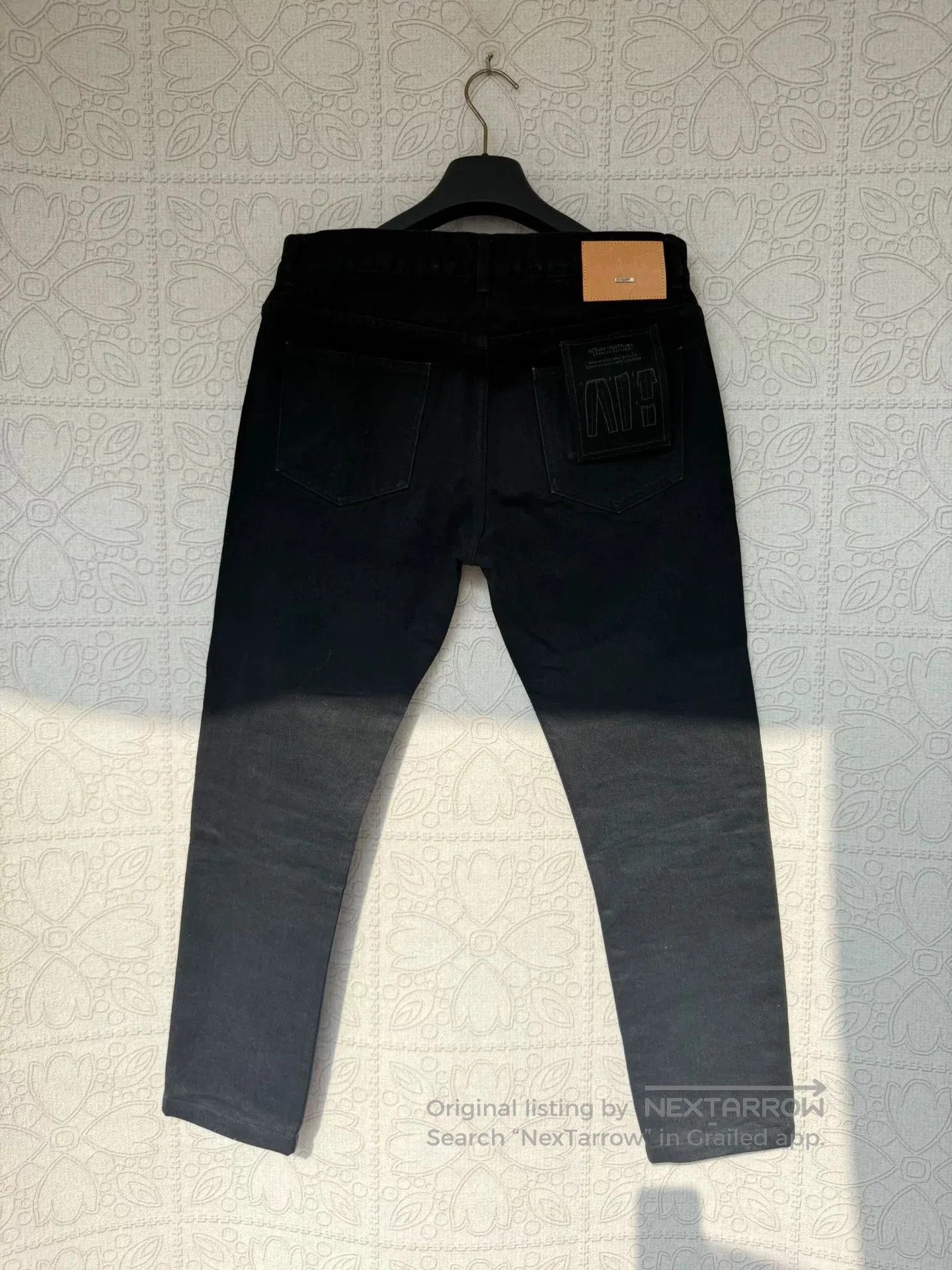 Louis Vuitton Louis Vuitton Black Denim Jeans Size 31. Size US 31 - 2 Thumbnail