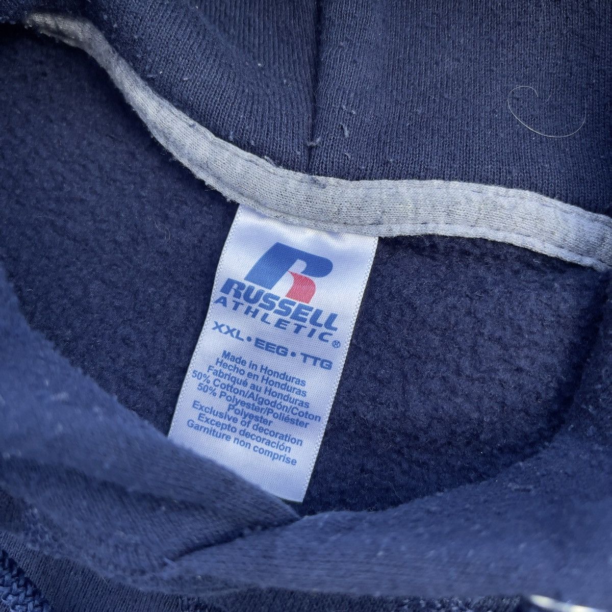 Russell Athletic × Vintage Vintage Thrashed Y2K RUSSELL ATHLETIC Hoodie Size US XXL / EU 58 / 5 - 7 Thumbnail