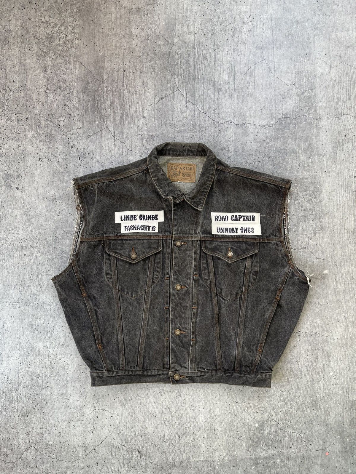 Gap 80'S GAP DENIM VEST JACKET Size US L / EU 52-54 / 3 - 1 Thumbnail