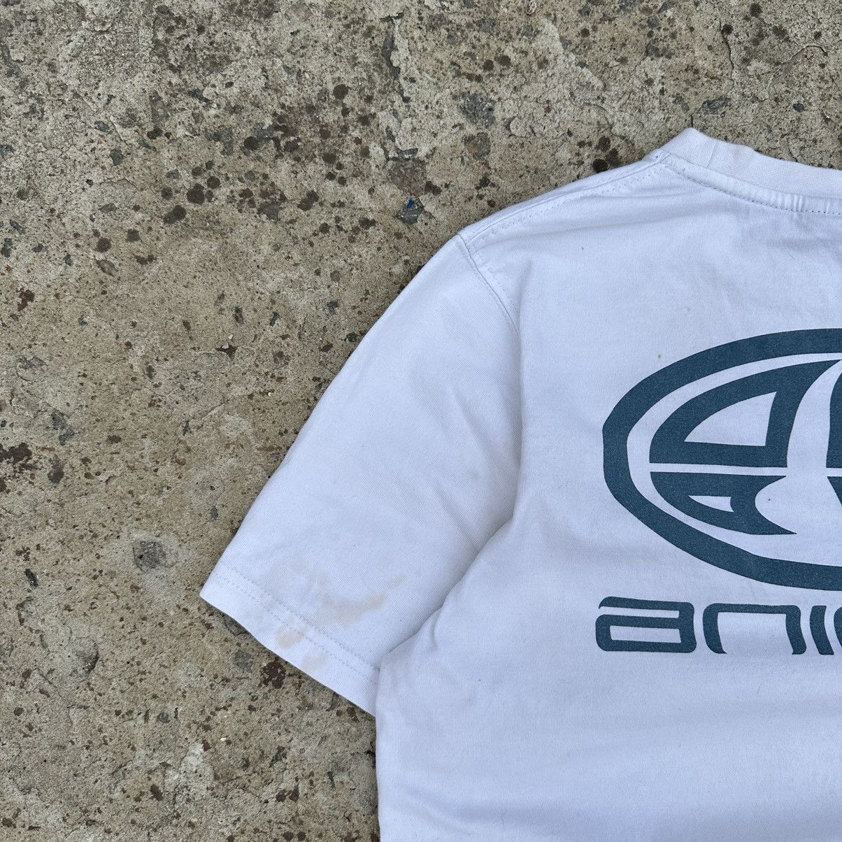 Vintage Vintage Animal T-shirts Big Logo Skate Wear Y2K 00s Size US S / EU 44-46 / 1 - 8 Thumbnail