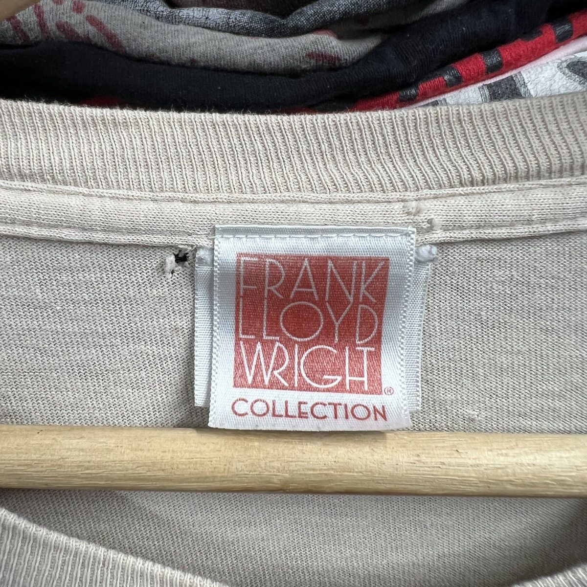 Vintage VTG FRANK LLYOD WRIGHT DISTRESS TEE Size US M / EU 48-50 / 2 - 7 Thumbnail