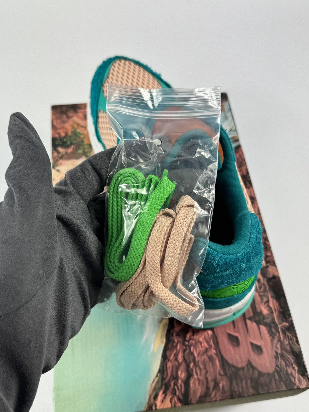 New Balance NEW BALANCE 2002R x SALEHE BEMBURY WATER BE THE GUIDE Size US 7.5 / EU 40-41 - 7 Thumbnail