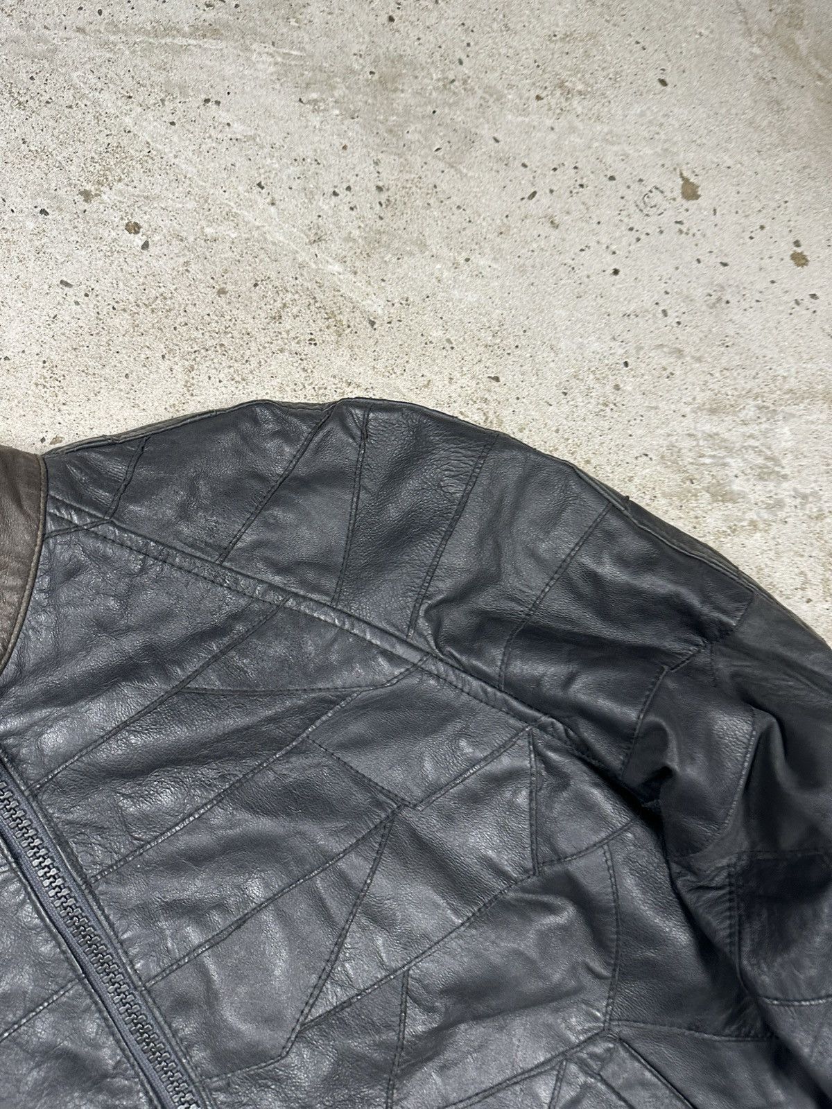 Japanese Brand Vintage Y2K Black Patchwork Leather Bomber Jacket Size US M / EU 48-50 / 2 - 8 Thumbnail