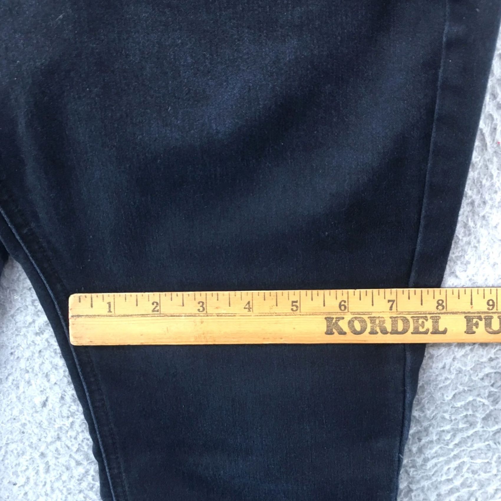 Kenneth Cole Kenneth Cole Reaction Skinny Jeans Womens 8 Blue Dark Wash Denim Mid Rise Jeans Womens 8 Blue Dark Wash Denim Mens Womens Boys Girls Size 30" / US 8 / IT 44 - 6 Thumbnail