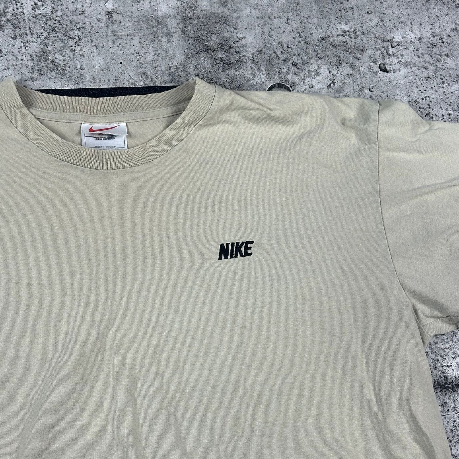 Nike × Vintage Vintage Nike White Tag Shirt Size Large (23x28) Nike 90s Size US L / EU 52-54 / 3 - 2 Thumbnail