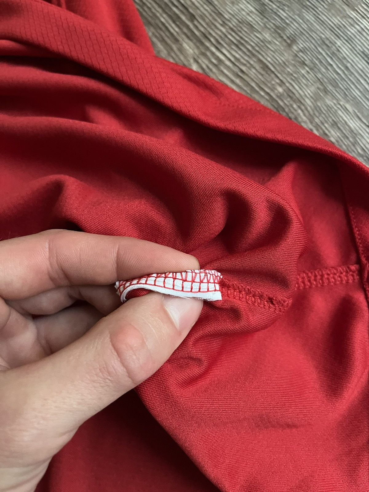 Nike Nike Liverpool 2023/2024 Home Soccer Football Jersey Size US L / EU 52-54 / 3 - 7 Thumbnail