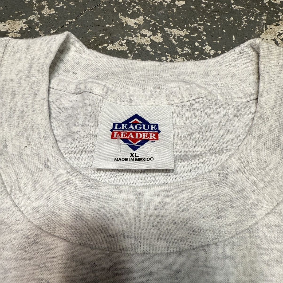 Other Vintage New York Jets Robot SuperHero NFL 1995 Tshirt Size US XL / EU 56 / 4 - 5 Thumbnail