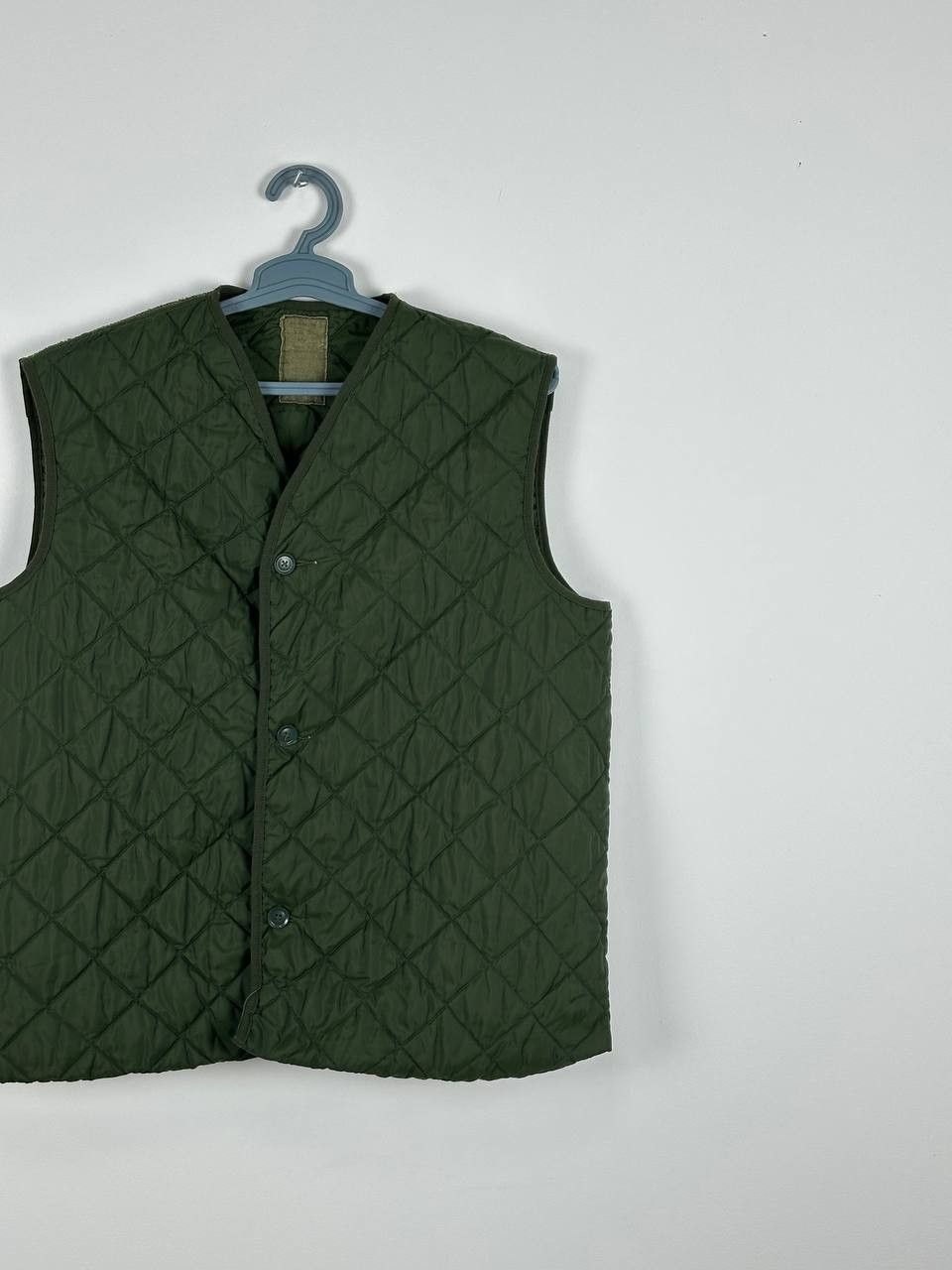 Vintage 1981 Vintage Green Military Vest Liner Army Size M Size US M / EU 48-50 / 2 - 3 Thumbnail