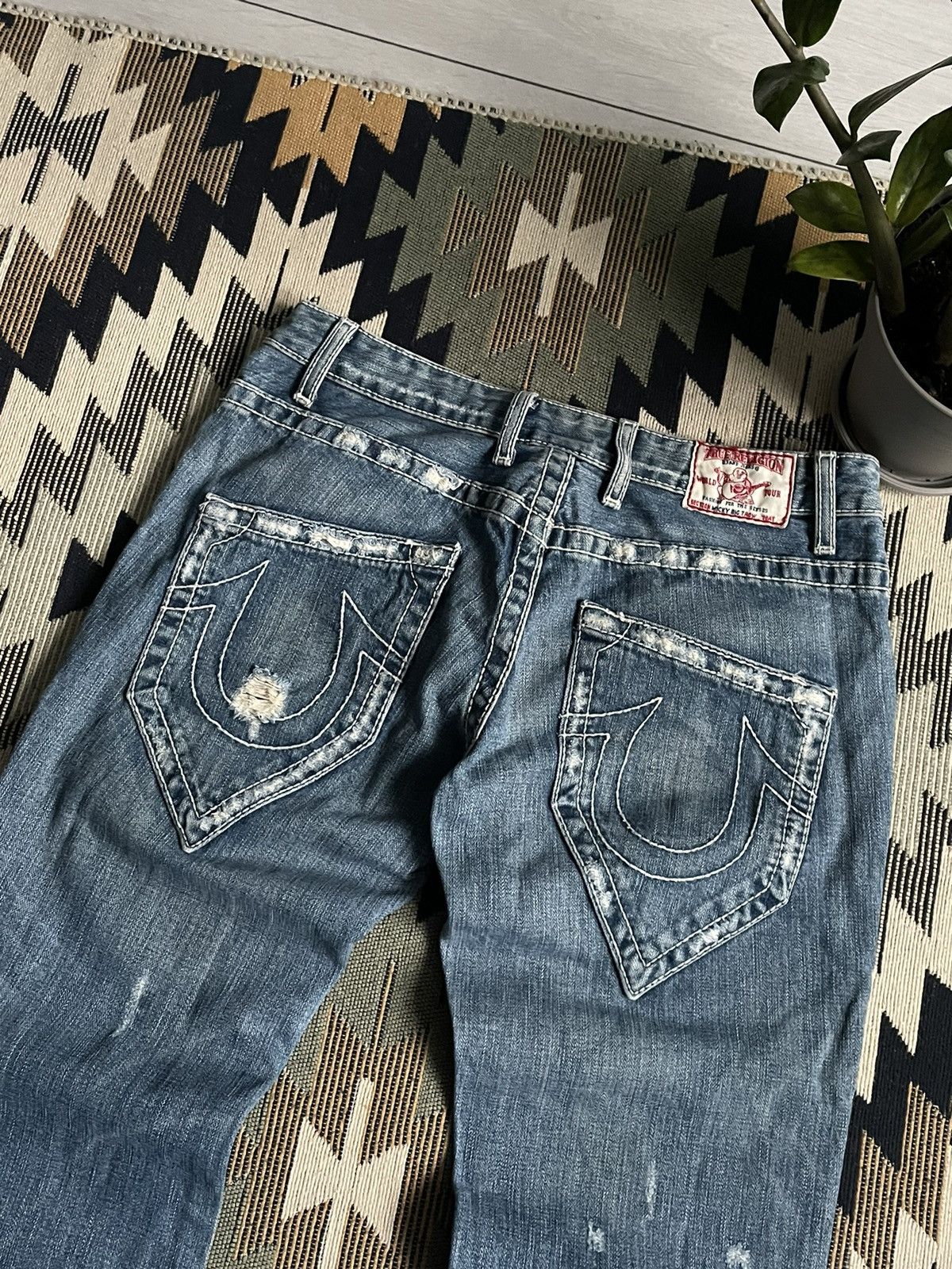 True Religion Vintage Y2K True Religion Distressed Denim Jeans Size US 29 - 8 Thumbnail