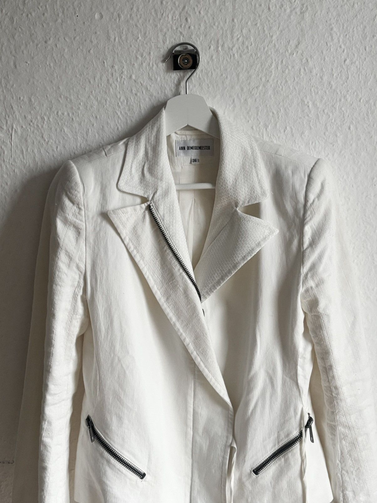 Ann Demeulemeester Ann Demeulemeester early 00s White Blazers Size XS / US 0-2 / IT 36-38 - 2 Thumbnail