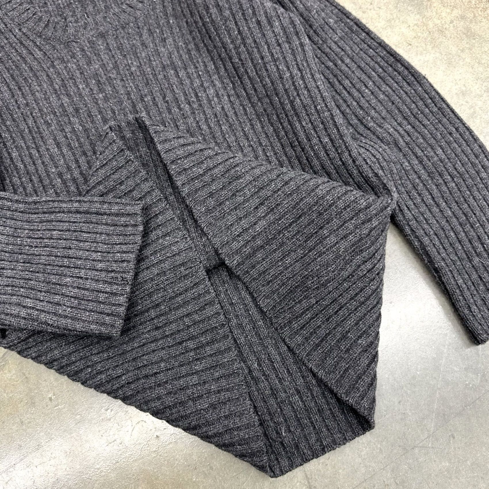 Helmut Lang VINTAGE Helmut Lang Ribbed Wool Long Sleeve Sweater Women's M Black 90s Designer Pullover Ballpark 1998 Size M / US 6-8 / IT 42-44 - 5 Thumbnail