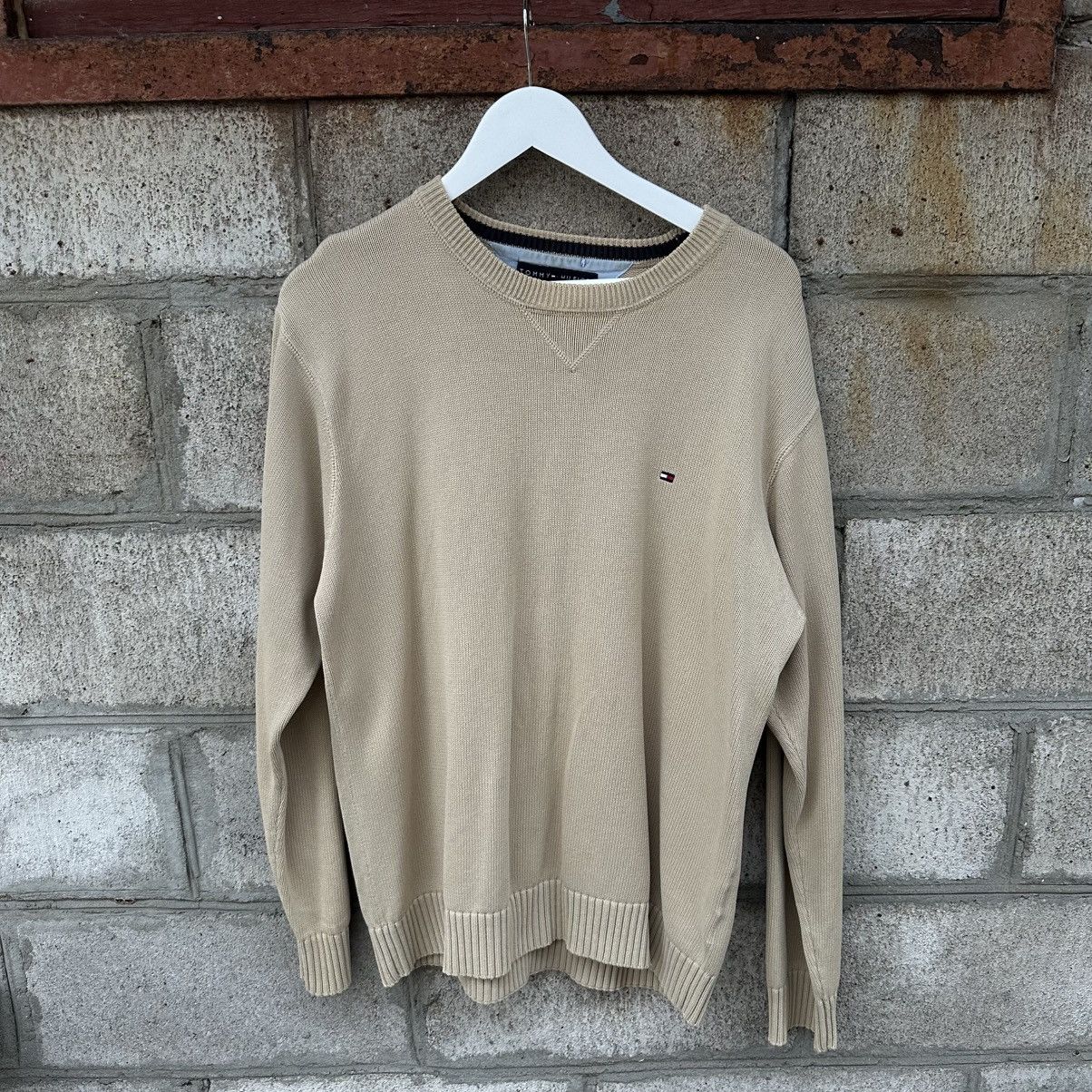 Tommy Hilfiger Vintage Tommy Hilfiger V Neck Knit Sweater Y2K 00s USA Size US XL / EU 56 / 4 - 1 Thumbnail
