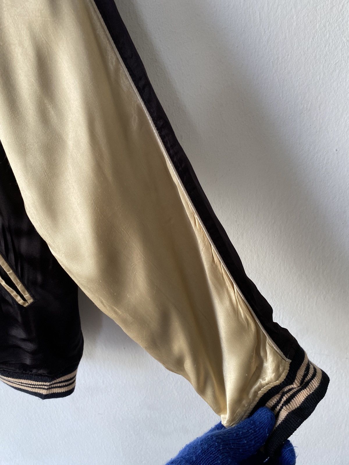 Japanese Brand × Vintage Vintage Karakuri Tamashi Japan Traditional Sukajan Jacket Size US L / EU 52-54 / 3 - 5 Thumbnail