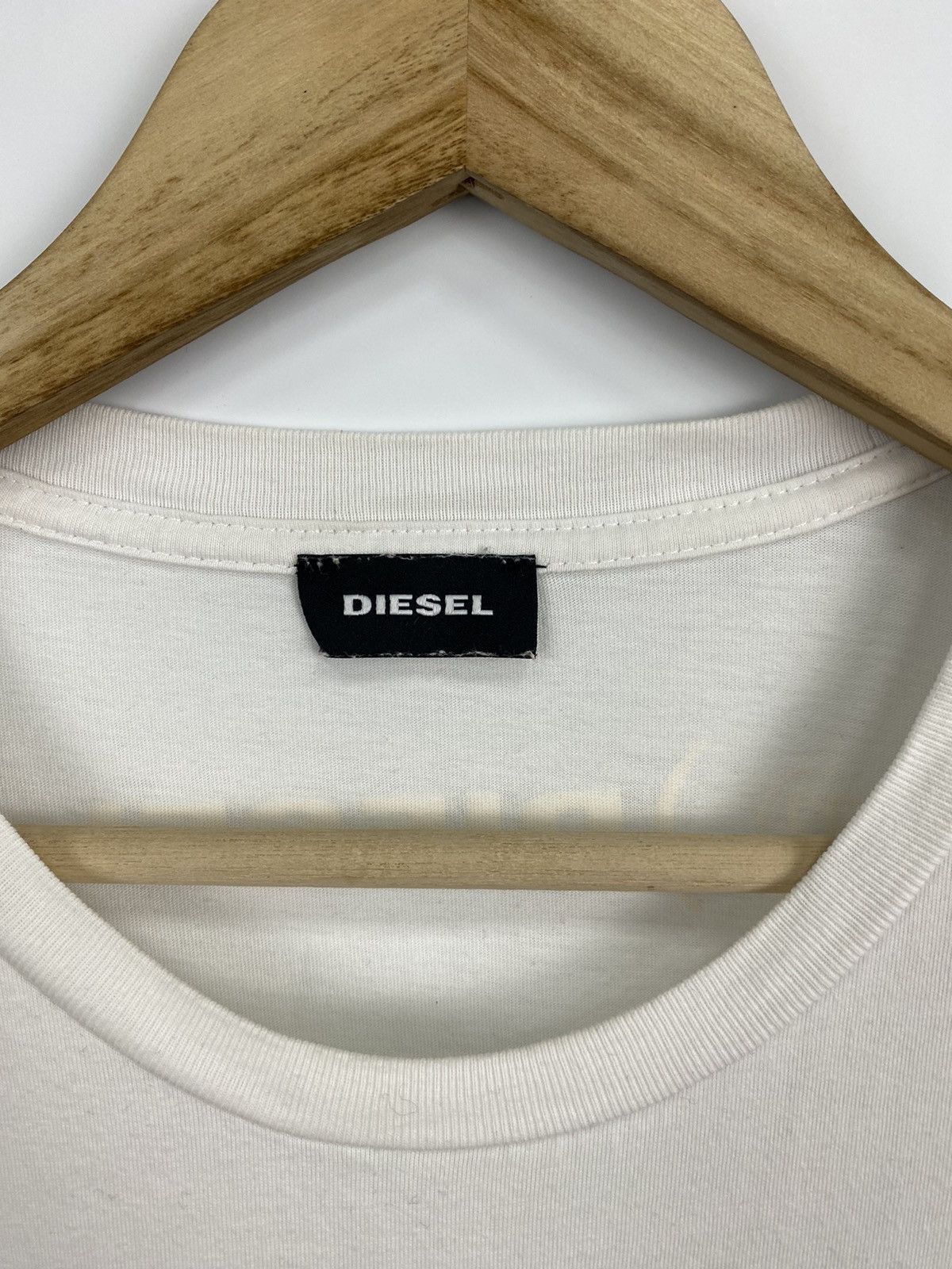 Diesel 🐗🇺🇸 Vintage Diesel Boar Big Logo T-Shirt Retro Rare Y2K Size US L / EU 52-54 / 3 - 5 Thumbnail