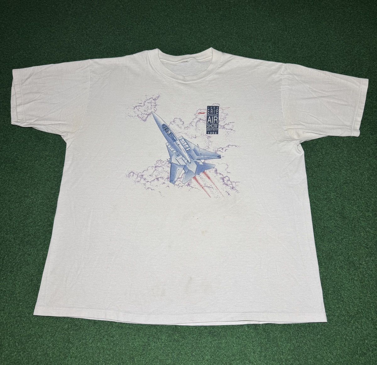 Vintage Vintage 90s Erie Air Show Fighter Jet F18 Hornet T Shirt Size US L / EU 52-54 / 3 - 1 Thumbnail