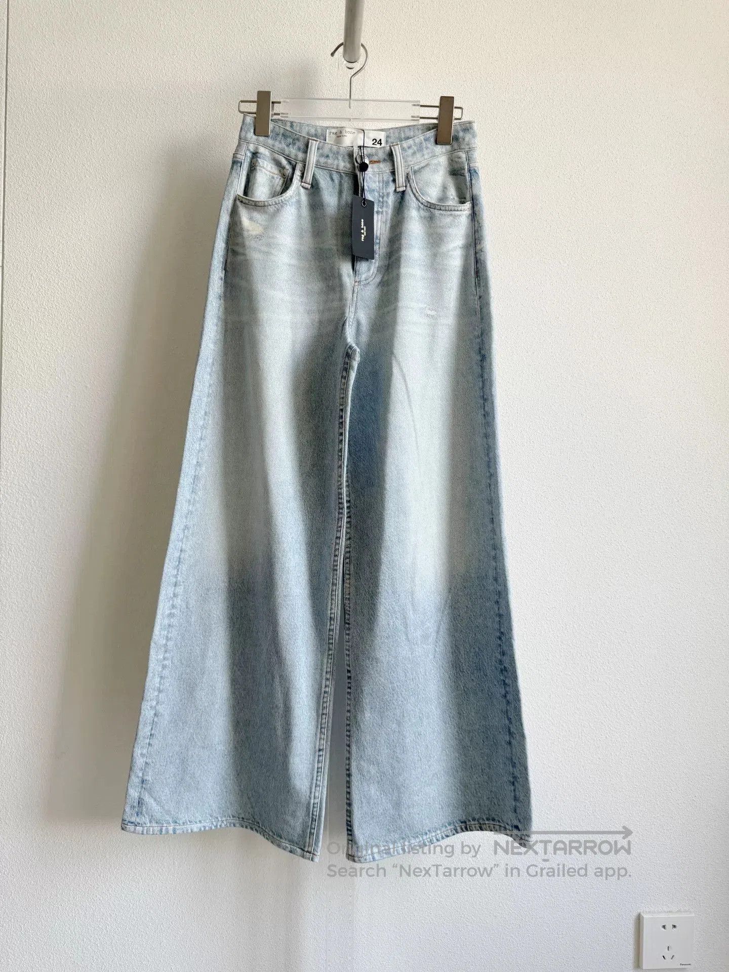 Rag & Bone rag & bone Washed Wide-Leg Jeans. Size 24" / US 00 / IT 34 - 1 Thumbnail