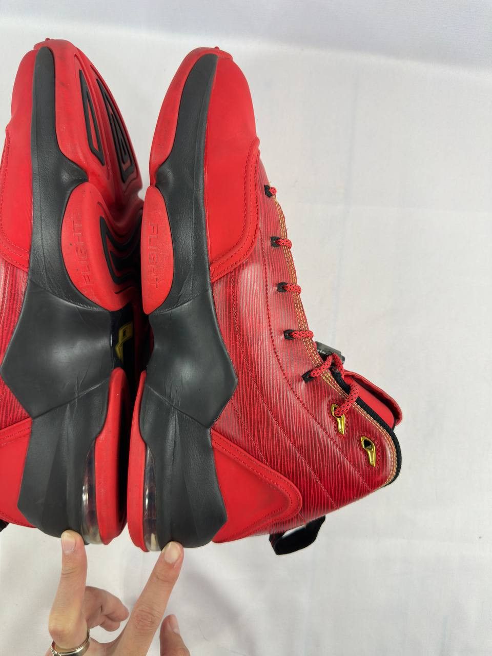Nike Nike Air Pippen 6 University Red 2015 Size US 13 / EU 46 - 12 Thumbnail
