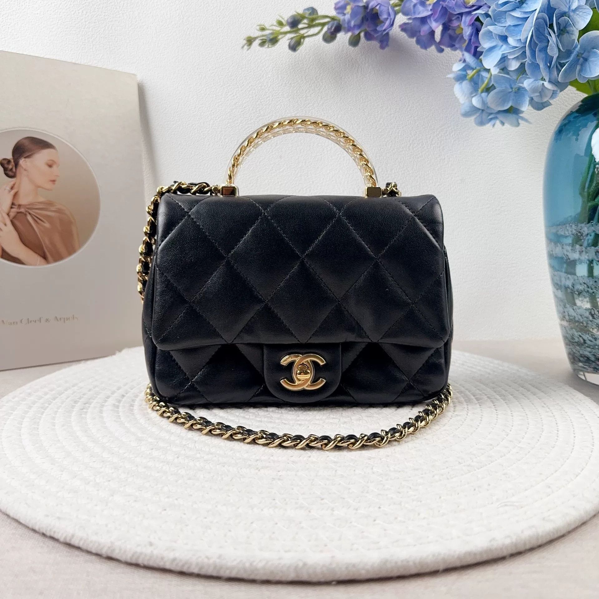 Chanel Pre-loved Bag Very good condition Size ONE SIZE - 1 Thumbnail