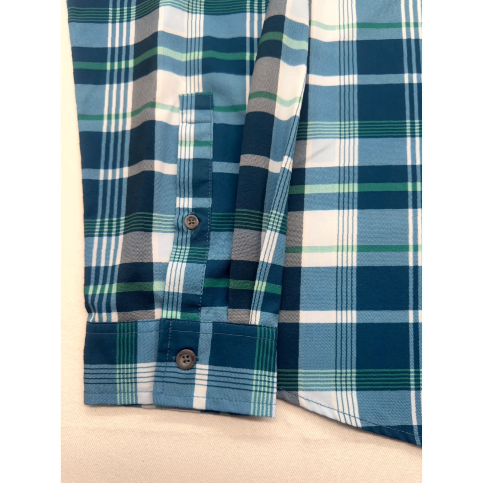 Eddie Bauer Eddie Bauer Button-Up Shirt XL Mens Green Plaid Lightweight Short Description? Size US XL / EU 56 / 4 - 4 Thumbnail