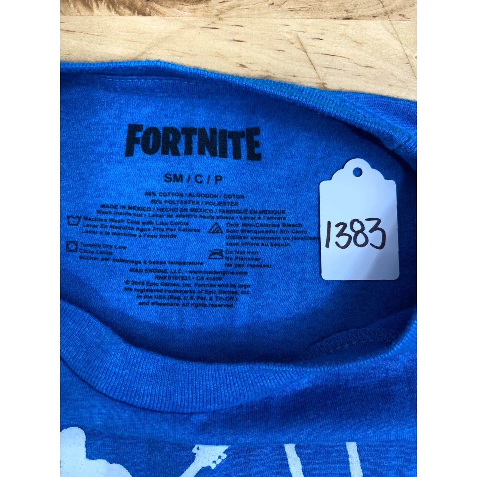 Vintage Fortnite Game Adult Men's Graphic T-Shirt Short Sleeve Blue Size S #1383 Size US S / EU 44-46 / 1 - 3 Thumbnail