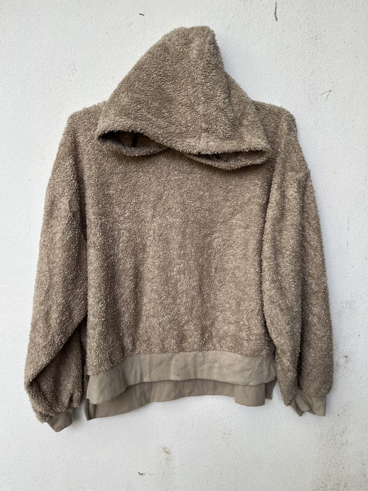 GU 💥💥Whirlwind Boxy Cut Hoodie Faux Fur Size M / US 6-8 / IT 42-44 - 1 Thumbnail