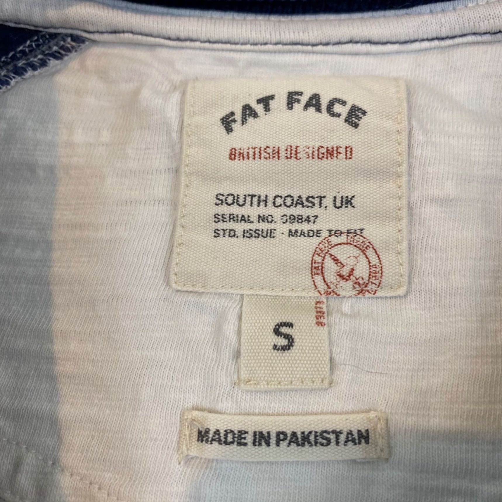 FatFace Fat Face Shirt Men Small White Blue Pocket Tee Crewneck British Top Short Sleeve Size US S / EU 44-46 / 1 - 2 Thumbnail