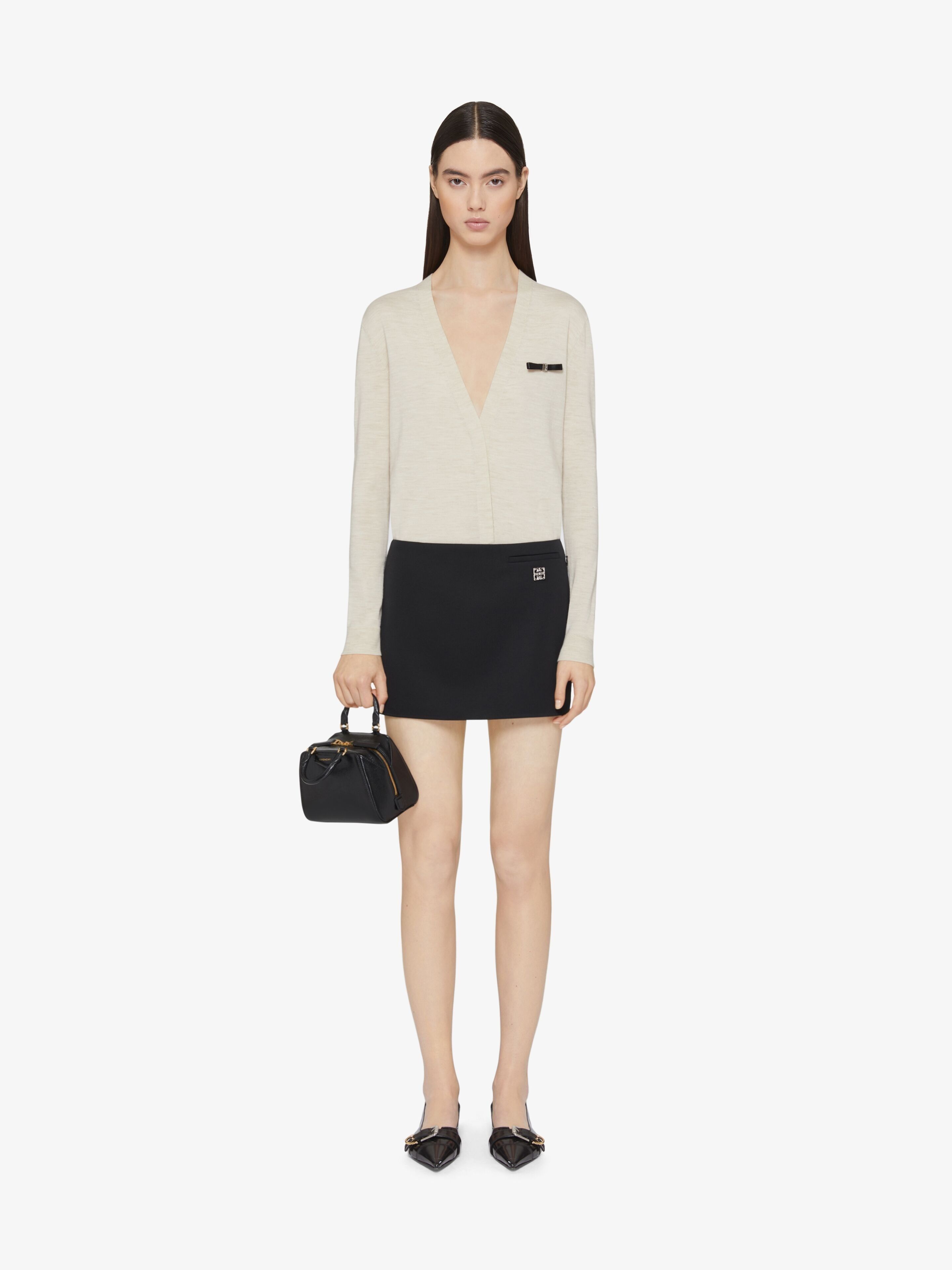 Givenchy o1srvl11e0325 Cardigan In Wool With 4G Bow Detail Sea Salt Size L / US 10 / IT 46 - 2 Thumbnail