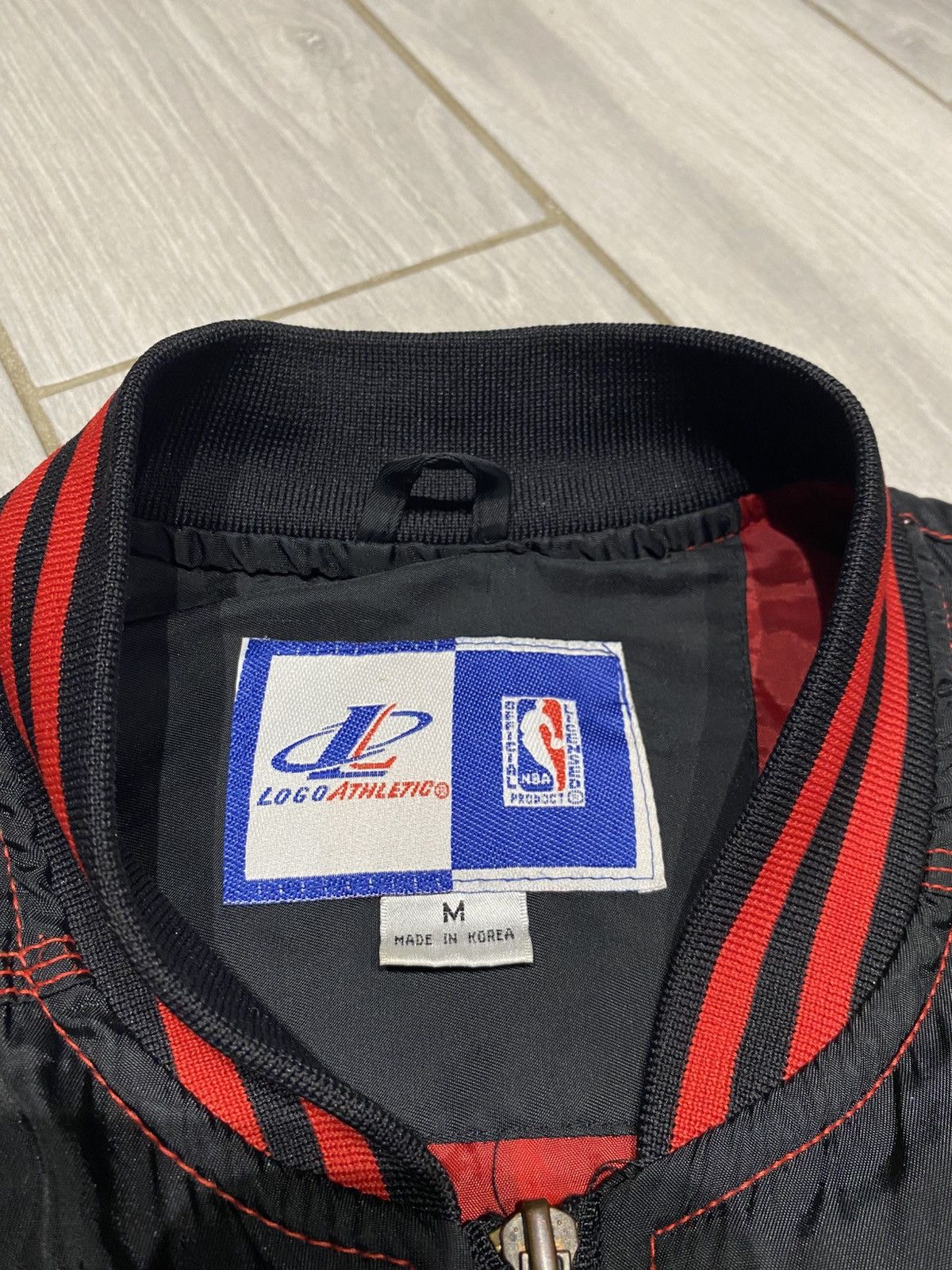 NBA Vintage Chicago Bulls 1991 1992 Championship bomber Size US M / EU 48-50 / 2 - 5 Thumbnail