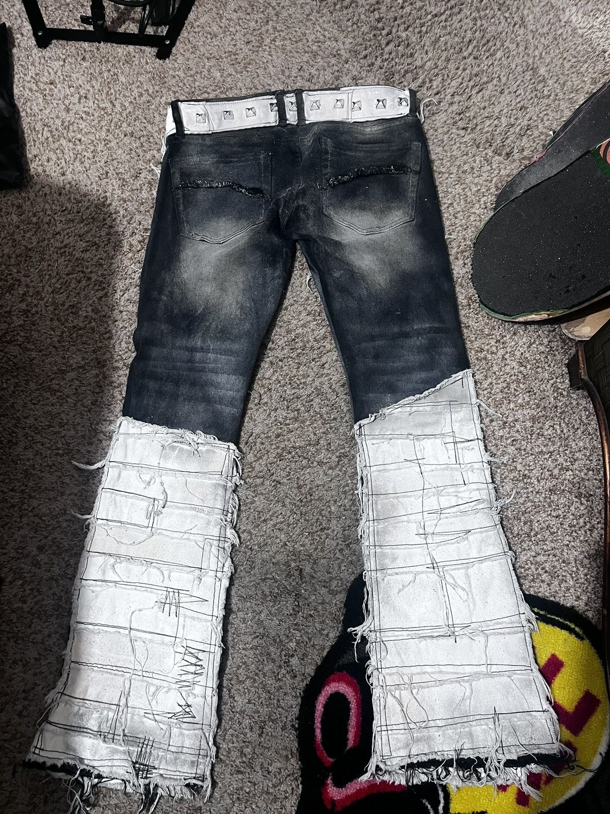 If Six Was Nine Wornstar white flare jeans Size US 32 / EU 48 - 2 Thumbnail