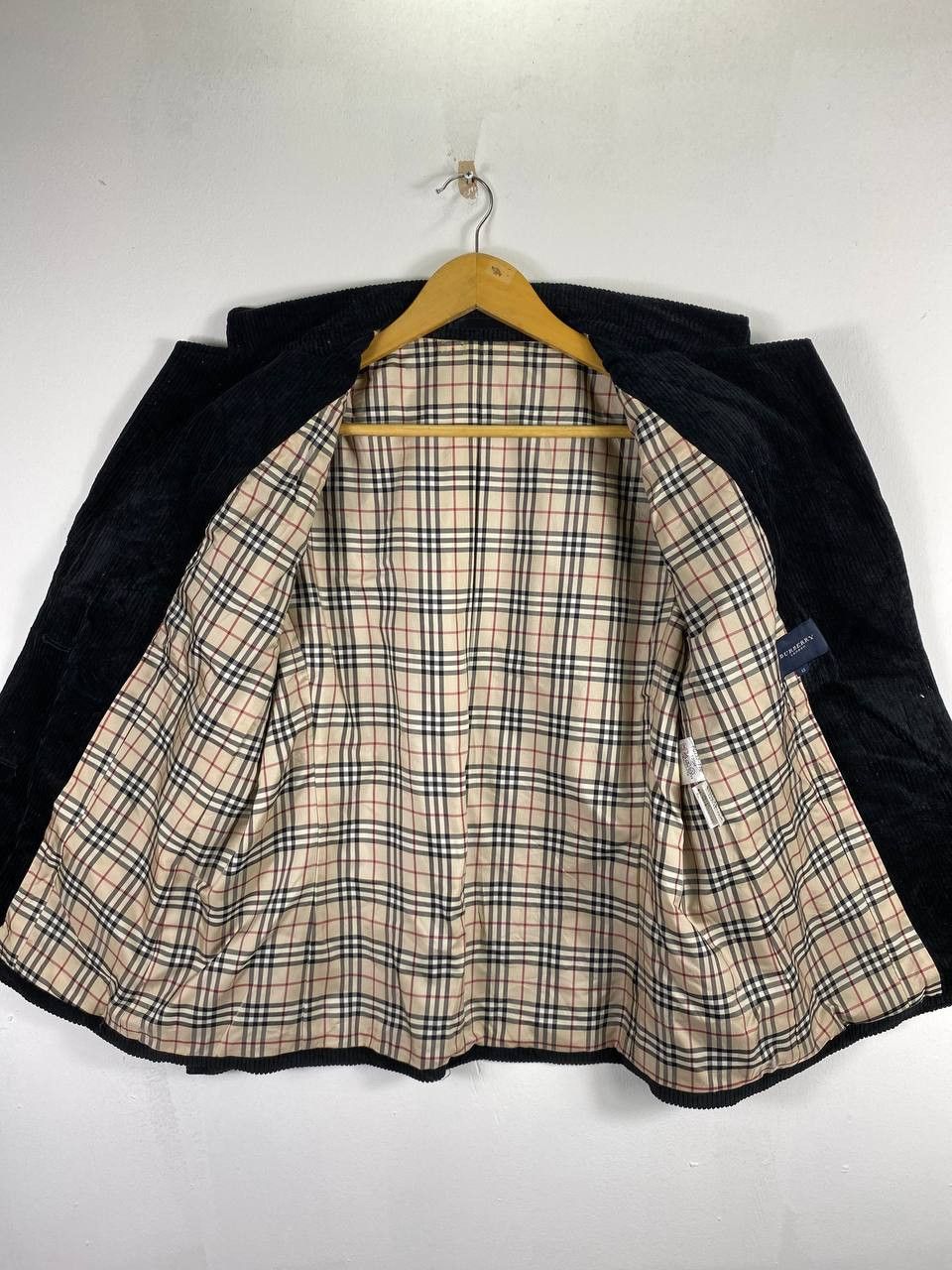Burberry burberry corduroy jacket nova checkered lining Size US M / EU 48-50 / 2 - 6 Thumbnail