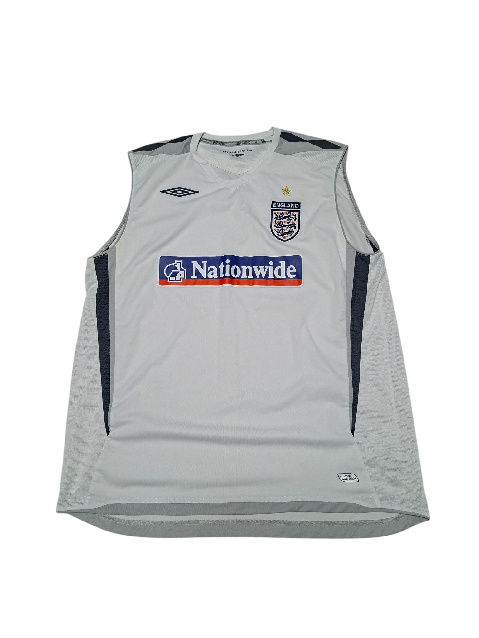 Umbro UMBRO ENGLAND NATIONWIDE VINTAGE SOCCER SLEVELESS TEE JERSEY Size US XXL / EU 58 / 5 - 1 Thumbnail