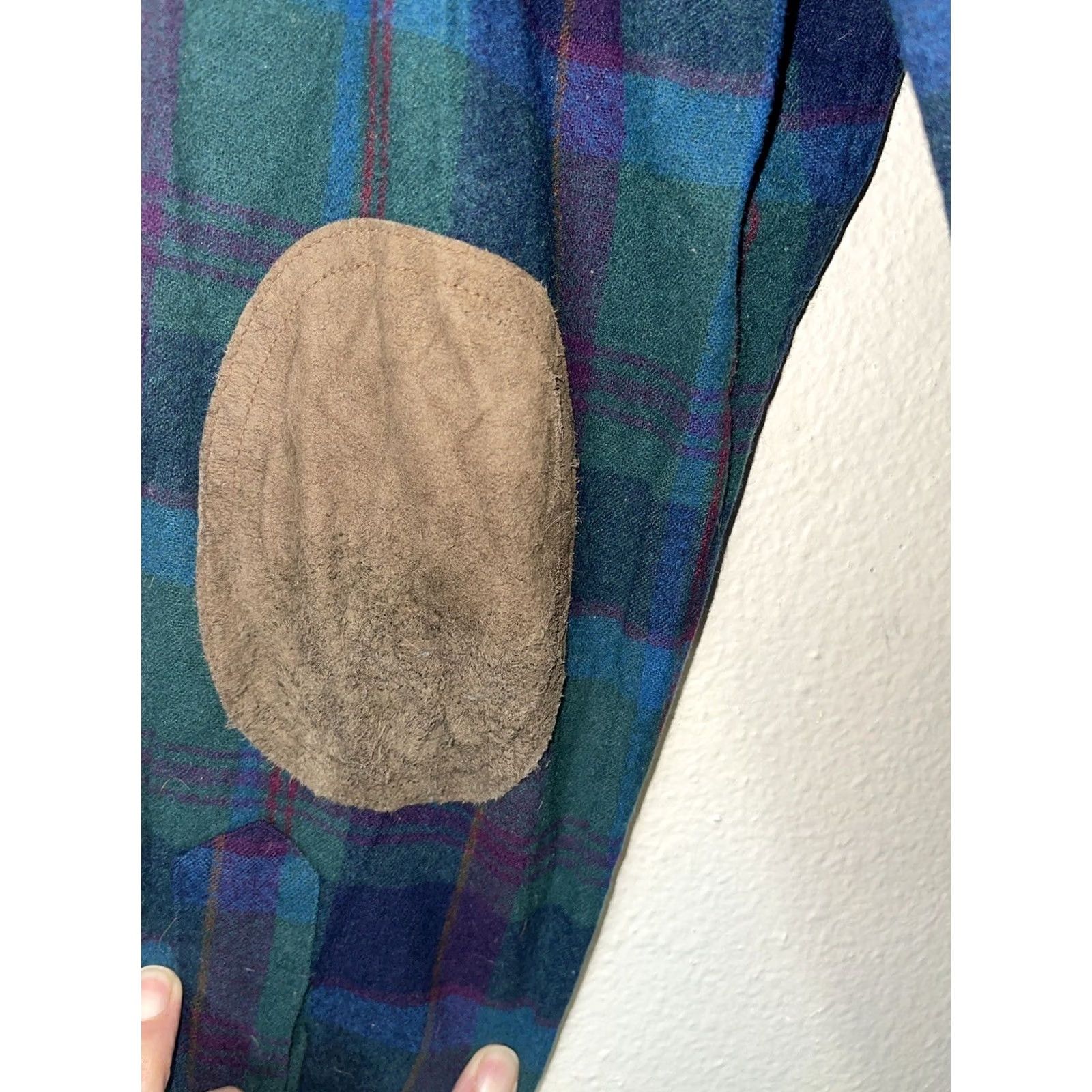 Pendleton PENDLETON 100% Virgin Wool Button-Up Shirt USA Made, Plaid, Holes, Crafting Project - Mens Size US M / EU 48-50 / 2 - 3 Thumbnail