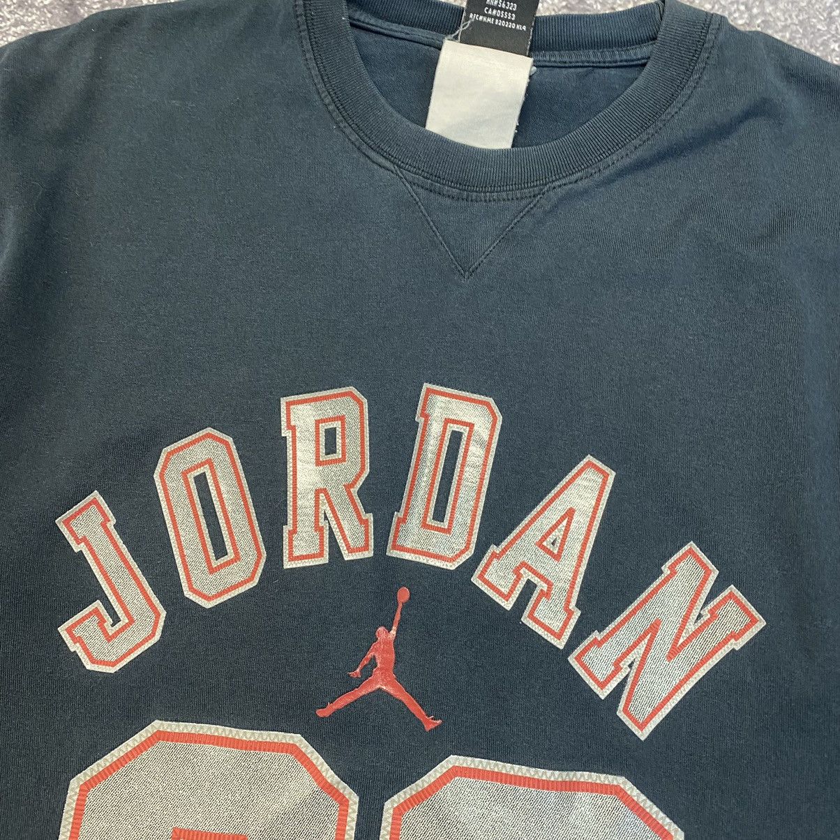 Jordan Brand Vintage Jordan 23 Big Centre logo 90’s Streetwear tee Size US M / EU 48-50 / 2 - 4 Thumbnail