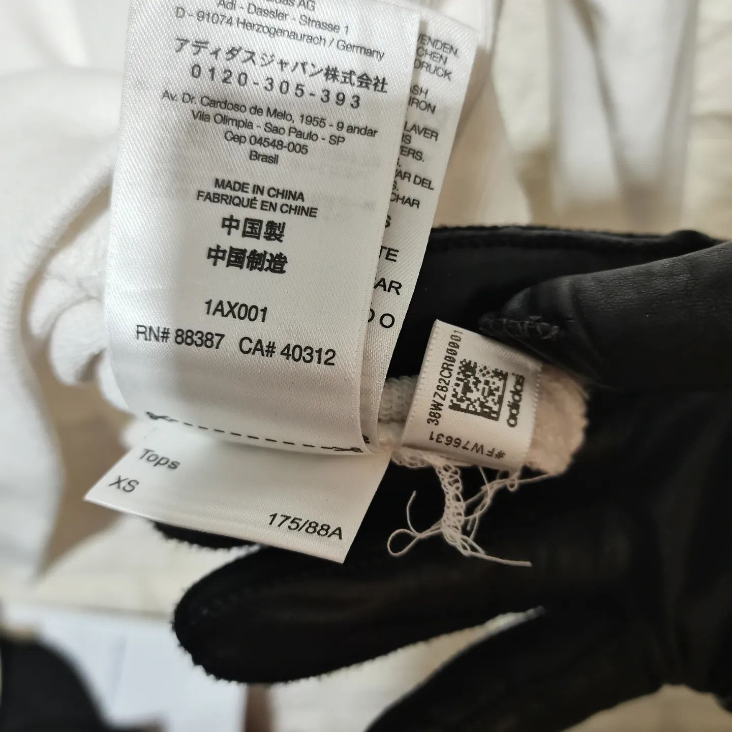 Adidas × Y-3 × Yohji Yamamoto Y-3 yohji yamamoto CLASSIC LOGO POPOVER HOODIE Size XS / US 0-2 / IT 36-38 - 10 Thumbnail